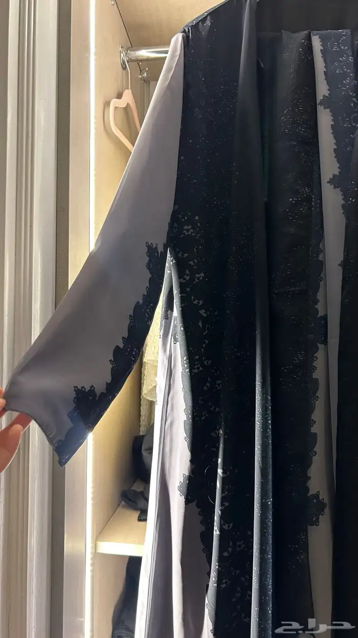عباية من ساره الفيصل 0