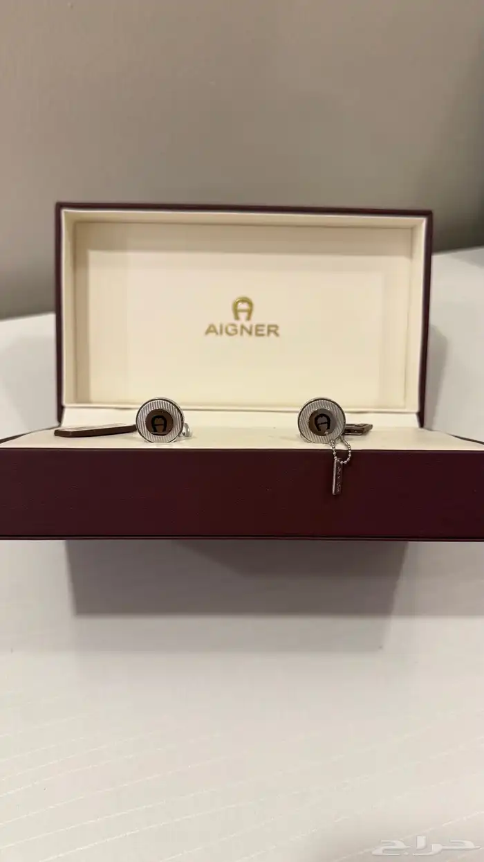كبك Aigner جديد لم يستخدم 0
