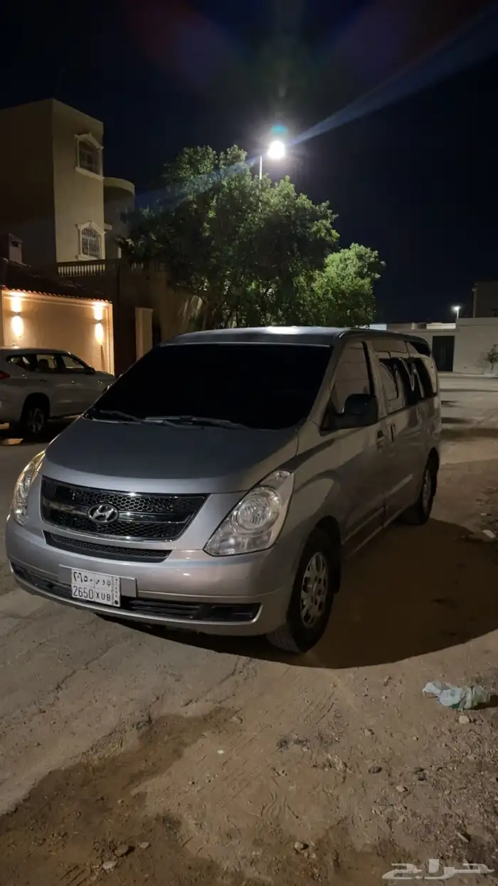 باص هونداي H1 2013 2