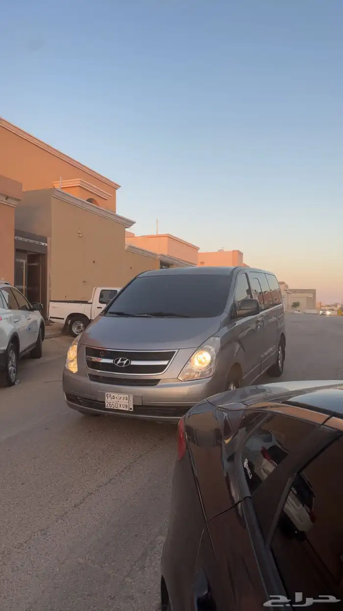 باص هونداي H1 2013 0