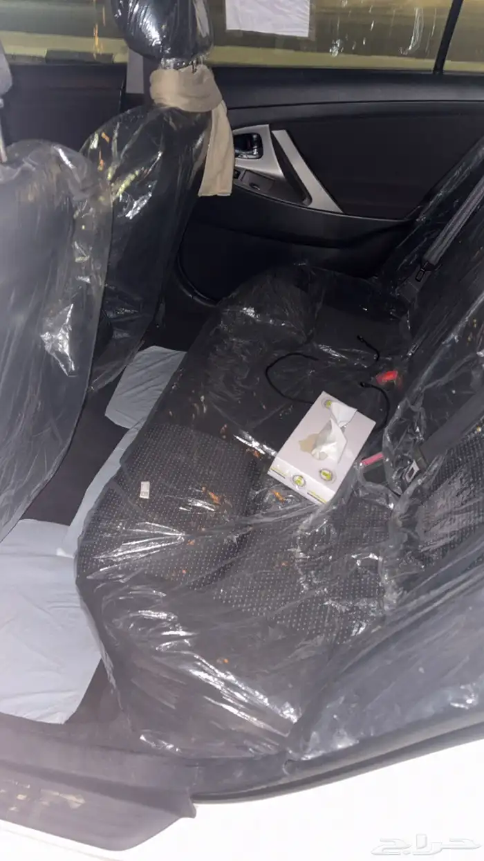 للبيع داخليه كامري اللون اسود 1