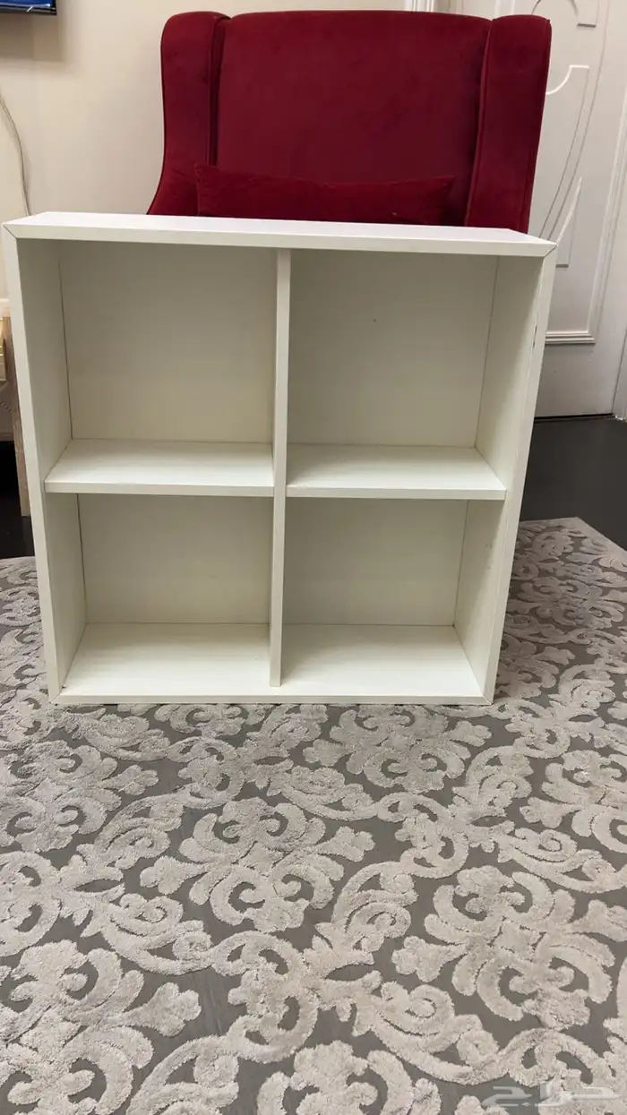 جلسه ارضية مع مساند و ستاره دولاب ايكيا ابيض وفرشه سوداء 2 4