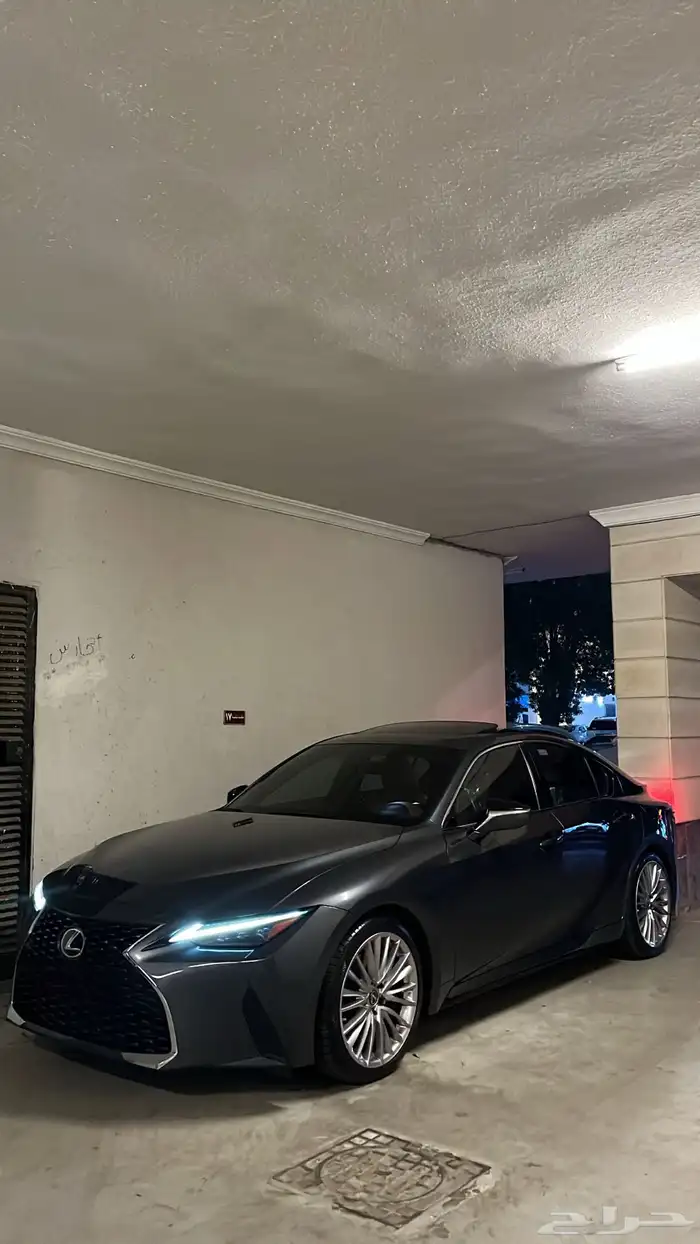 Lexus is350 2022 1