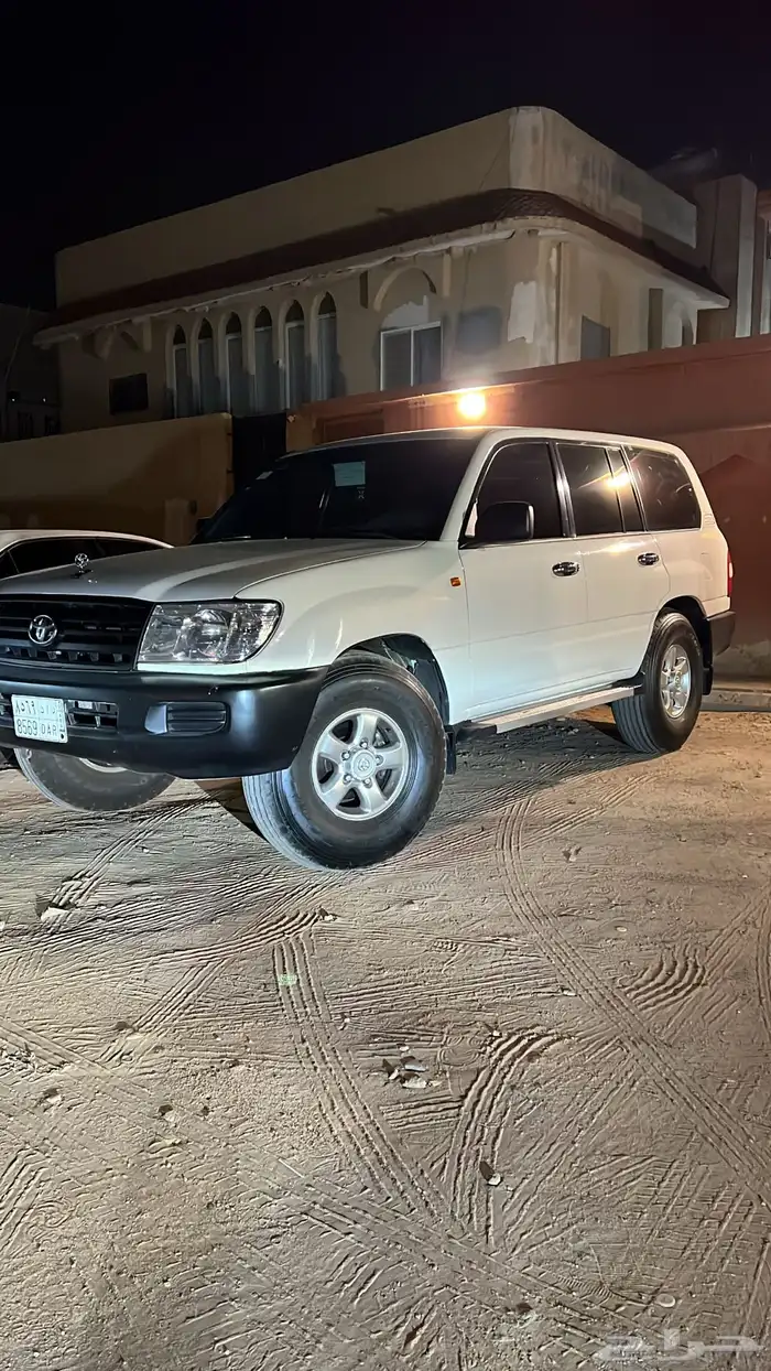 جيب لاندكروزر99 0