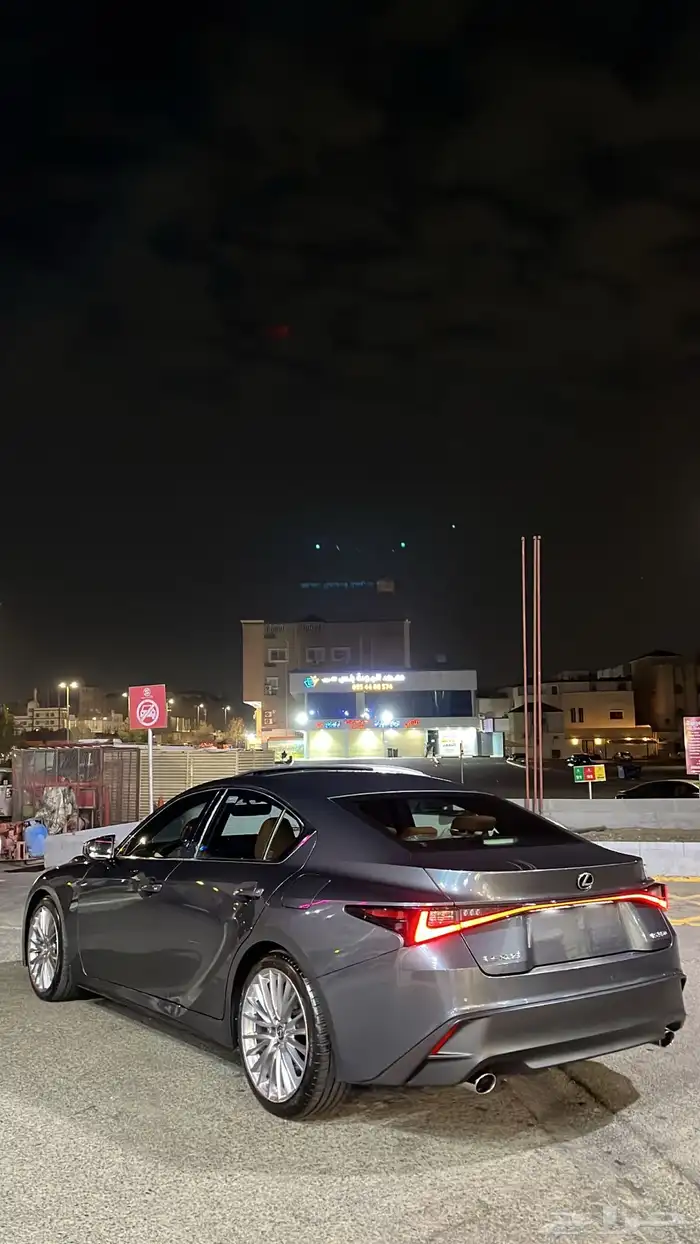 Lexus is350 2022 0
