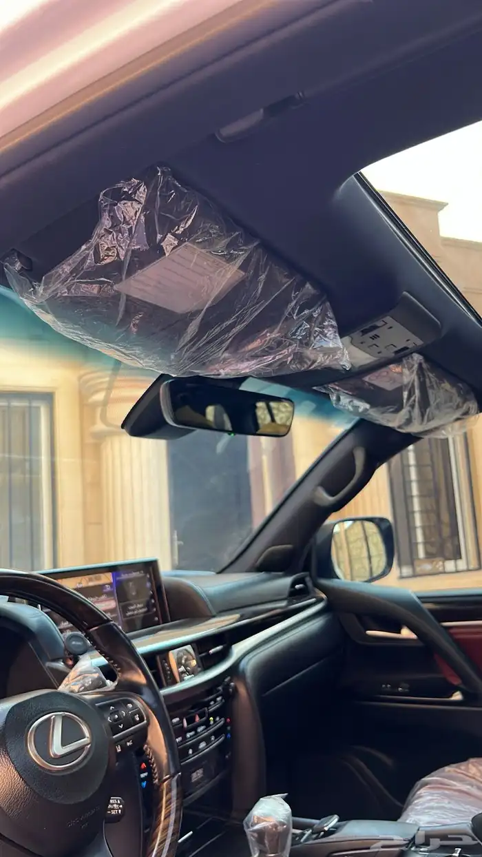 لكزس 570 S موديل 2019 17