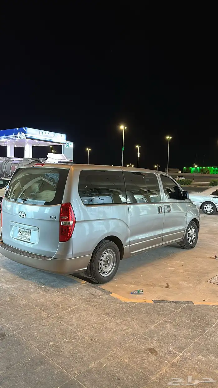 باص هونداي H1 2013 5