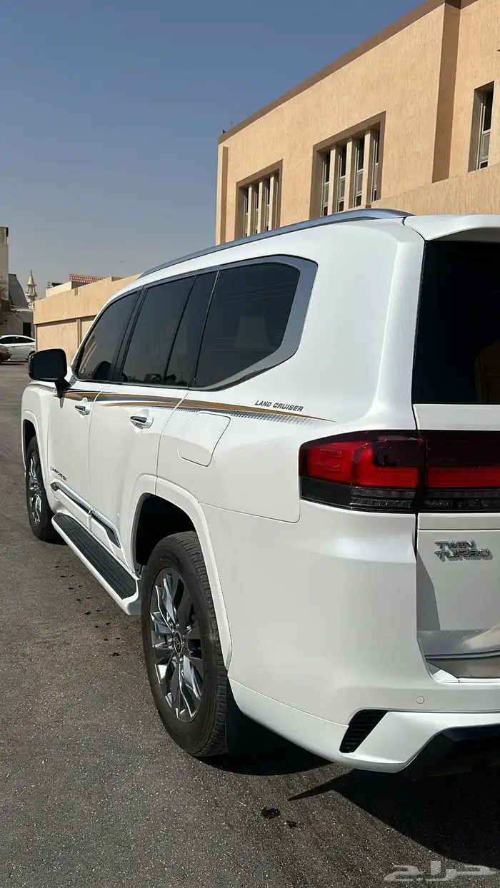 لاندكروزر في اكس ار 2022 9