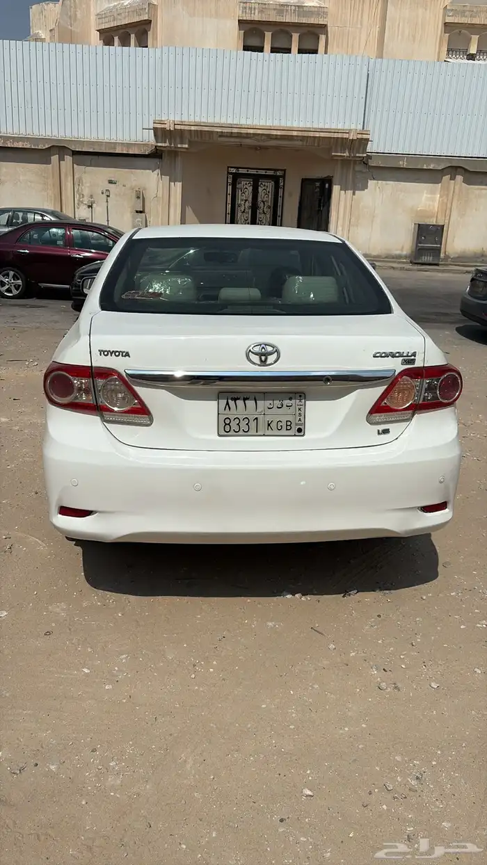 للبيع كورولا 2012 3