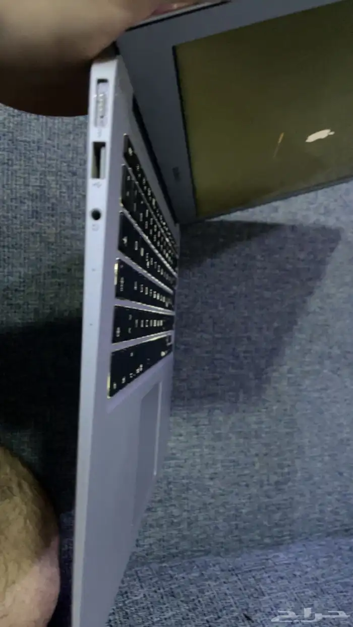 ماك بوك mac book 3