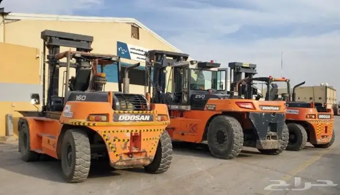 رافعه شوكيه فوركلفت سكينه كرينات للايجار الشهري واليومي 4