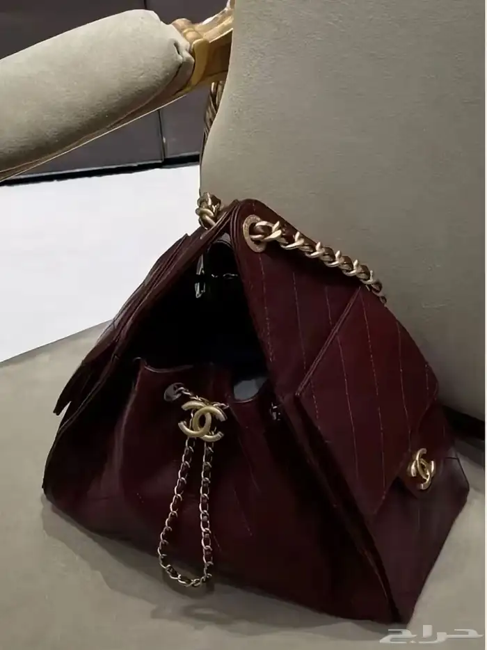 طبق الاصل 0
