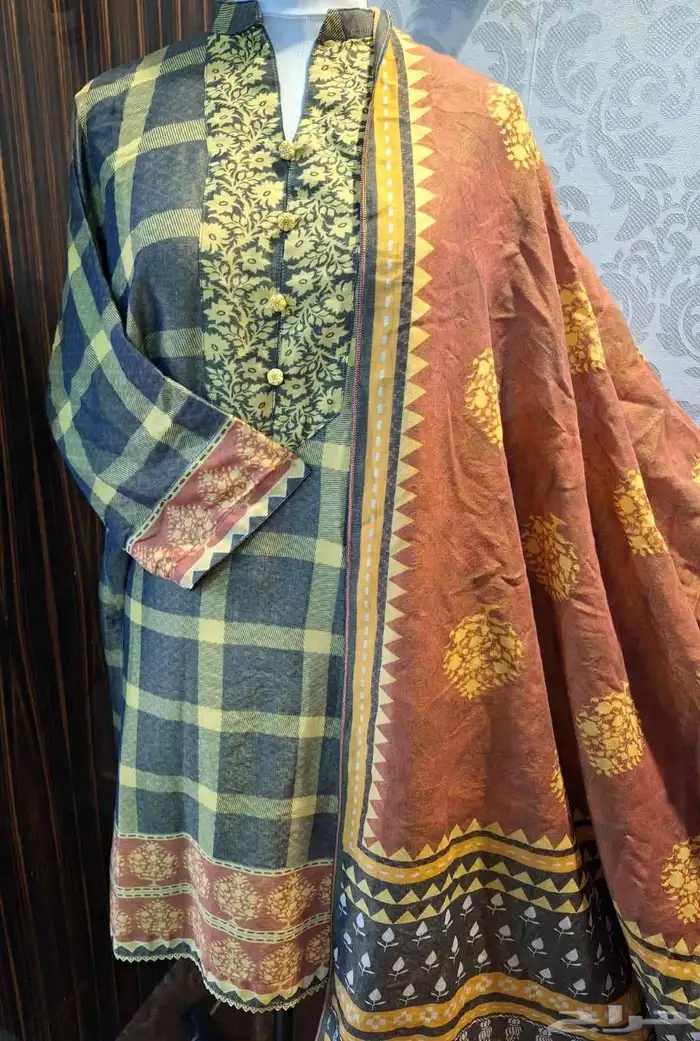 لبس مستخدم وفيه جديد 4