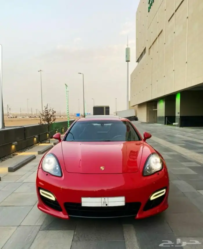 بورش باناميرا GTS اصدار خاص 8سليندر تنفس طبيعي 0