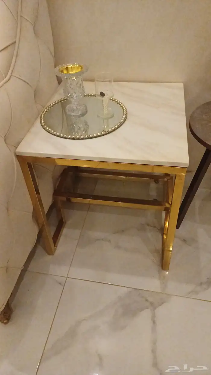 طاوله قهوه رخام شبه جديده للبيع المستعجل ب350ريال 2