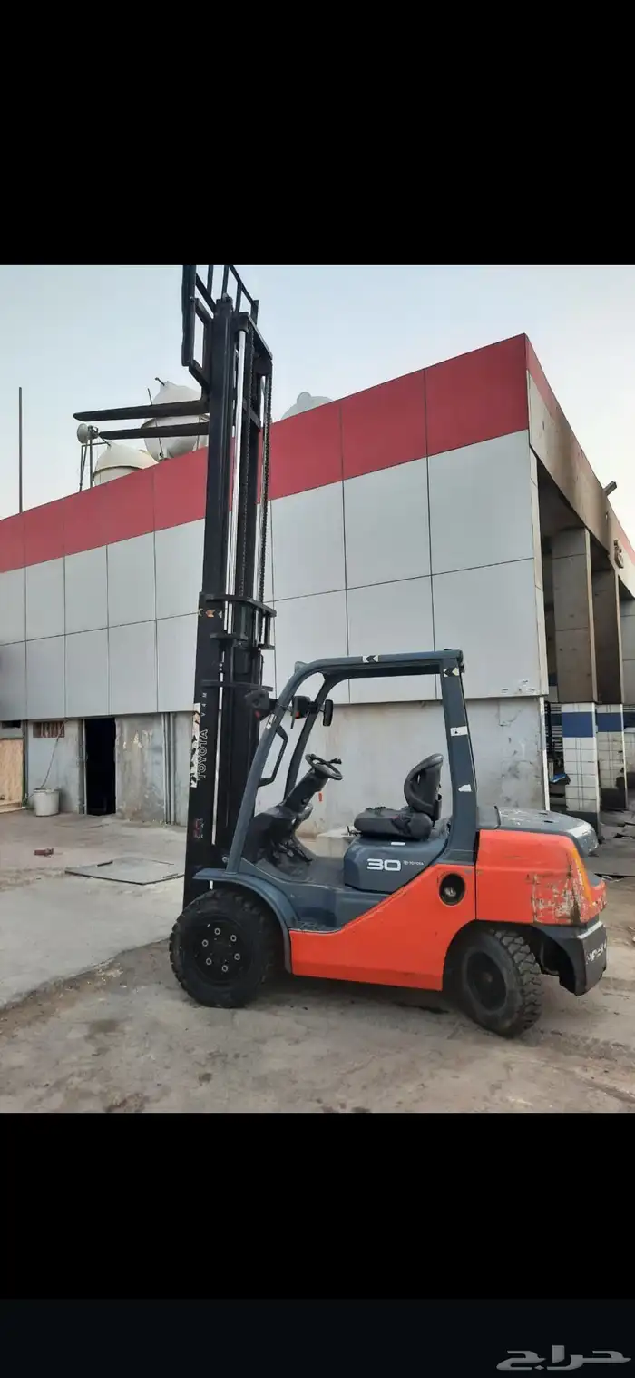 تأجير رافعات شوكيه رافعه شوكيه تليهندر تلسكوبي ببكات بمتراك 1