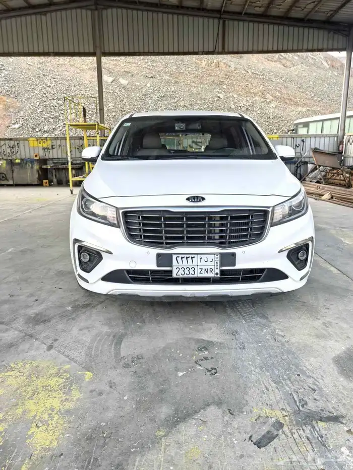 كيا كرنفال 2019 ديزل البيع سمح 0