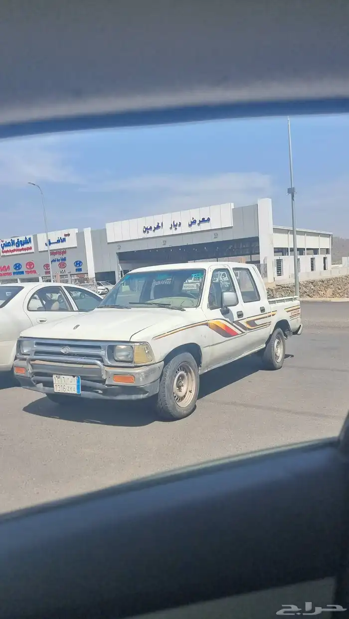 للبيع هايلوكس 94 1