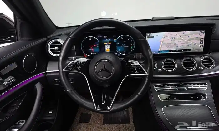 Mercedes-Benz E250 2023 11