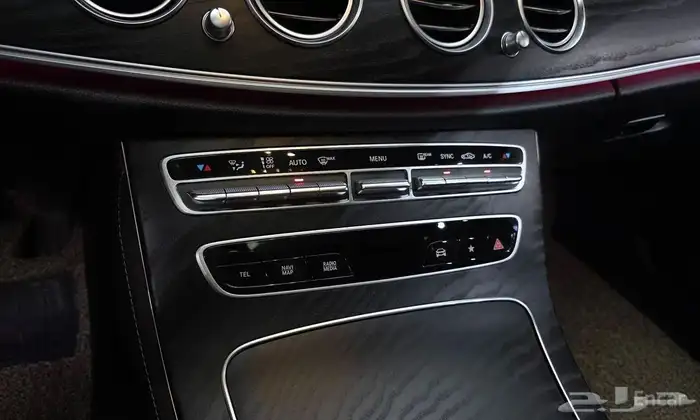 Mercedes-Benz E250 2023 4
