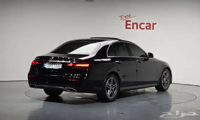 Mercedes-Benz E250 2023 1