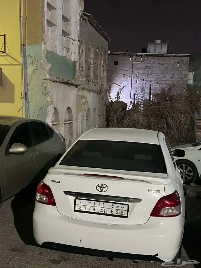 تايوتا يارس2011 3