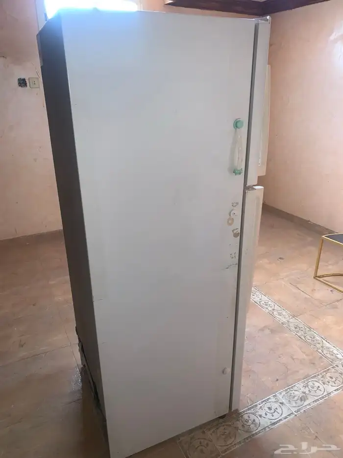 ثلاجة للبيع 2