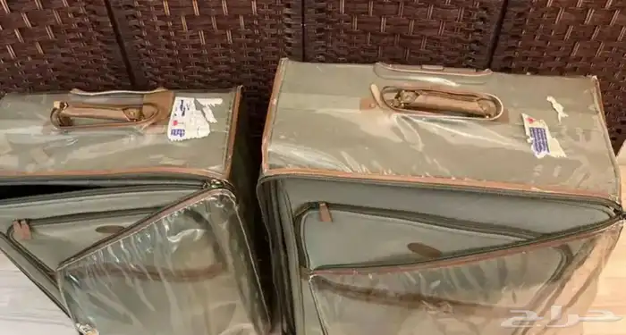 شنط سفر مستخدمة للبيع قوية وصلبة 1