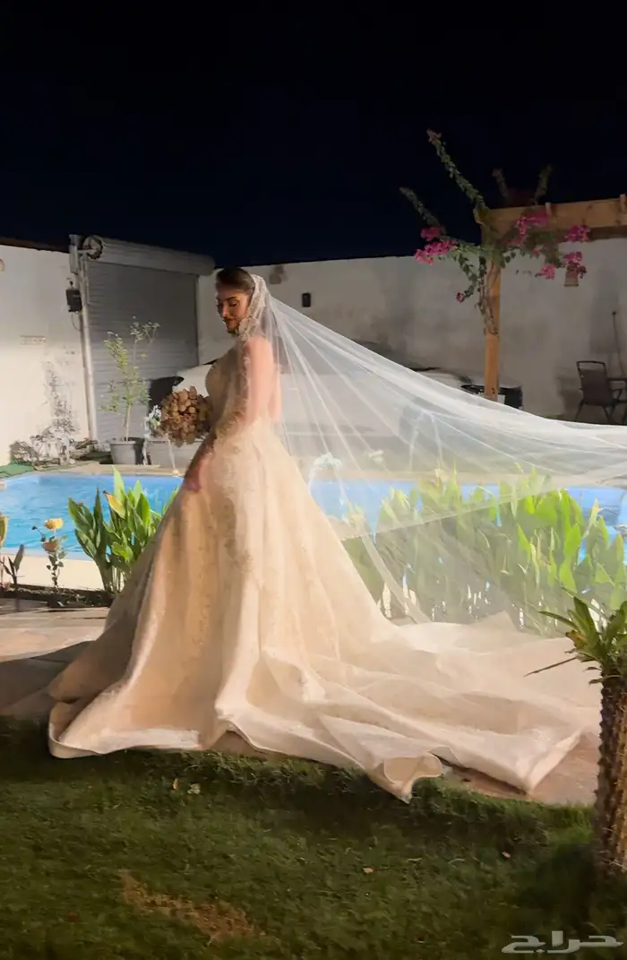 فستان عروس فخم 4