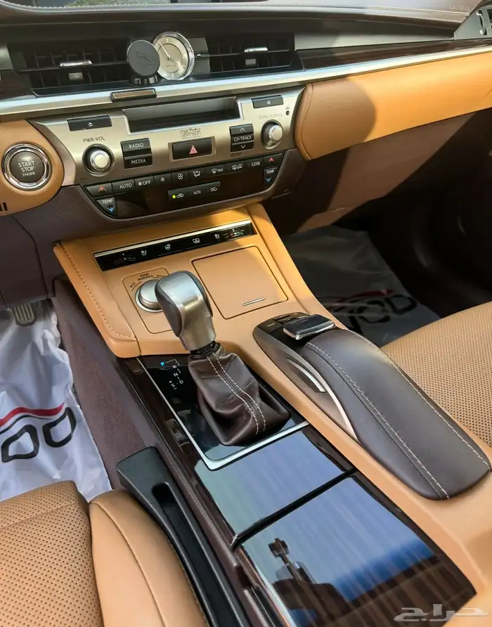 لكزس ES350 موديل 2018 فل كامل 16