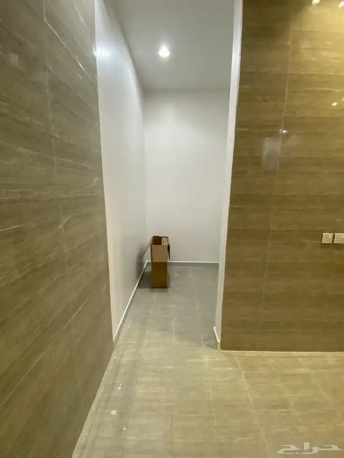 للايجار فيلا في حي البيان 6