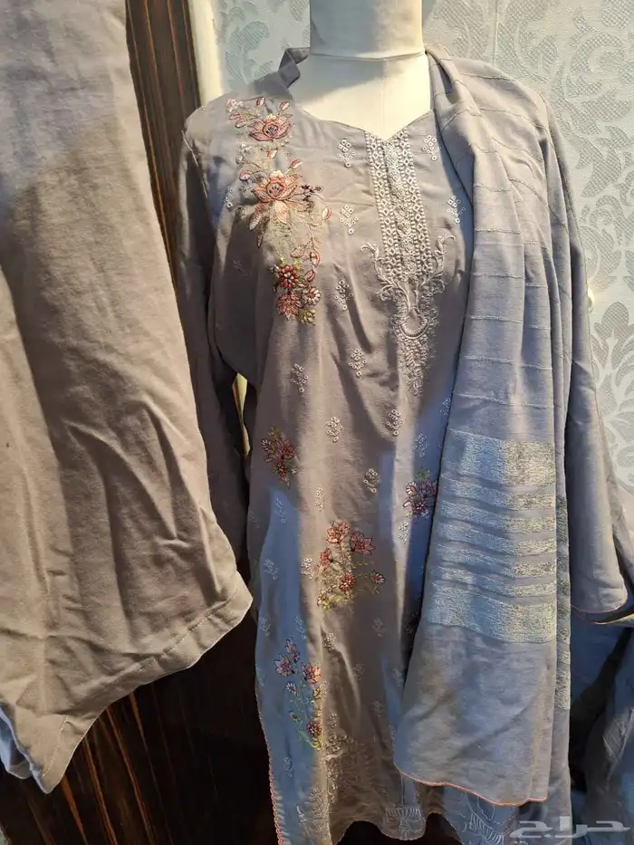 لبس مستخدم وفيه جديد 5