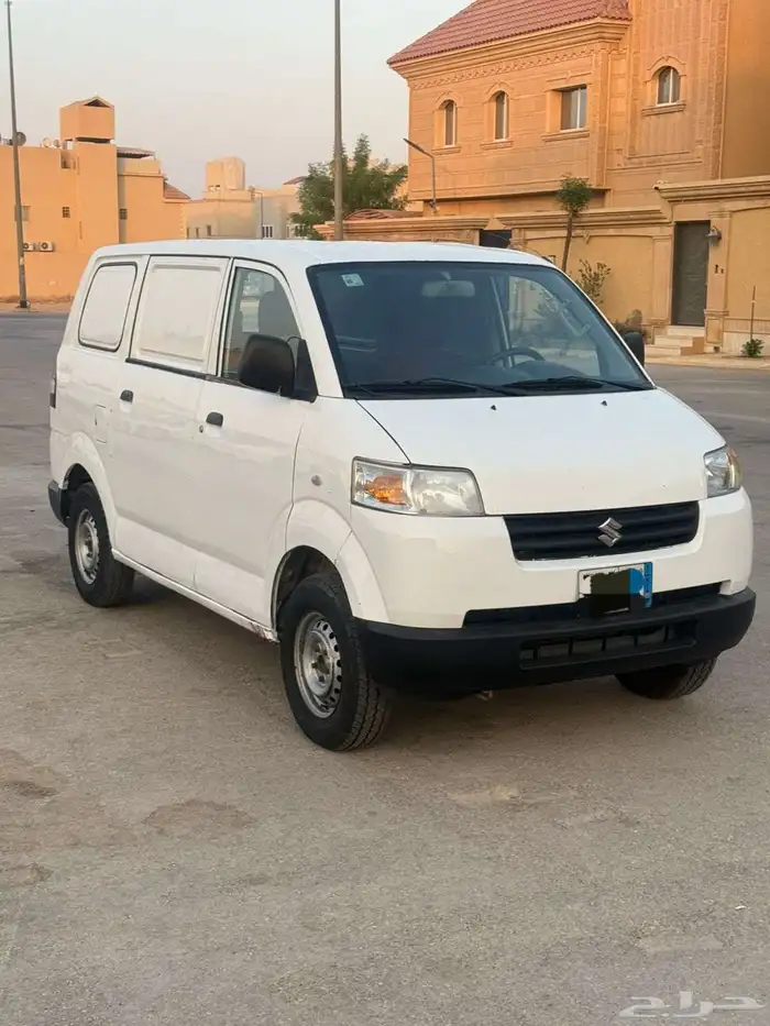 باص سوزوكي 1