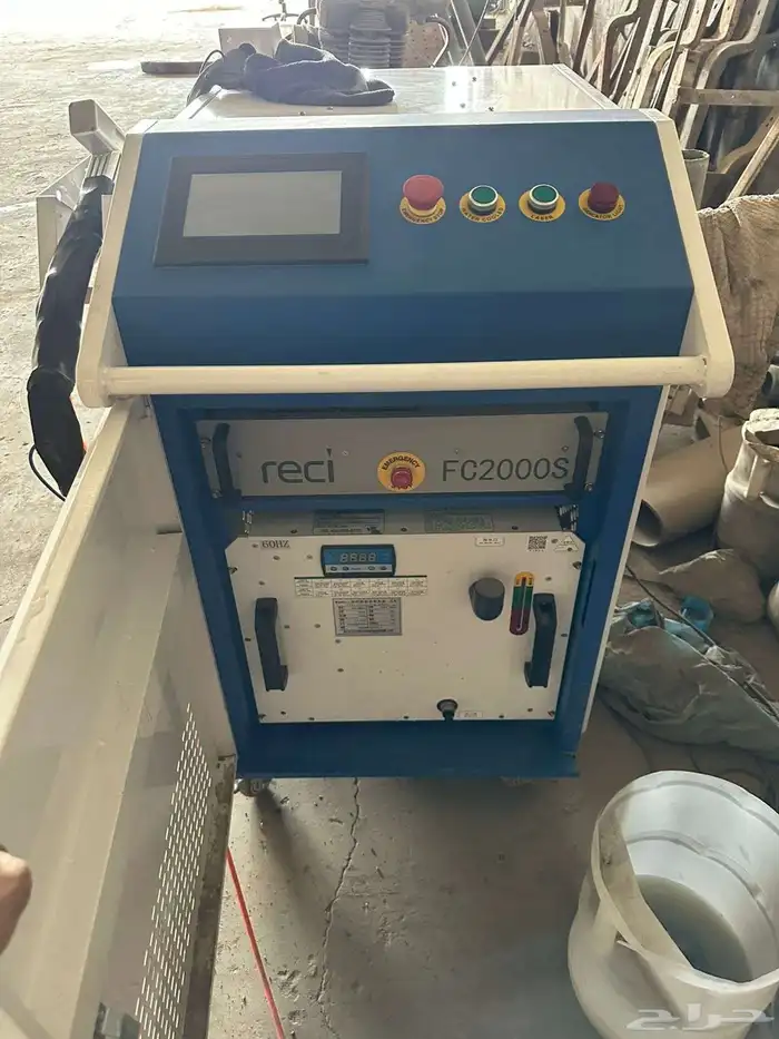 ماكينه لحام وتنظيف وقص ليزر حجم 2000 واط 0