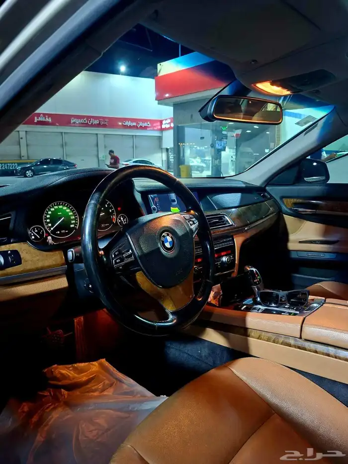 بي ام دبليو BMW730 7