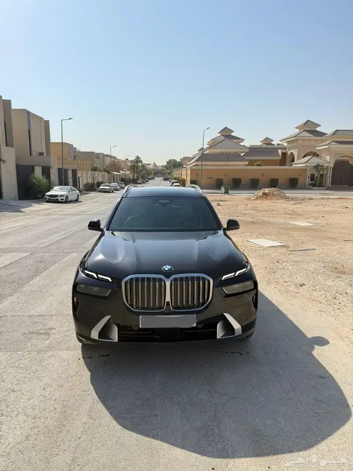 BMW x7 2024 0