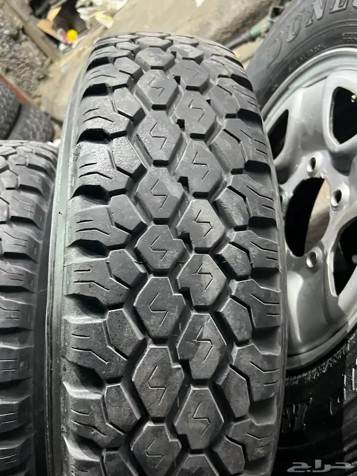 جنرط ديازل جيب لاند صيني مع كفرات دنلوب 235.85.16 ت22 6