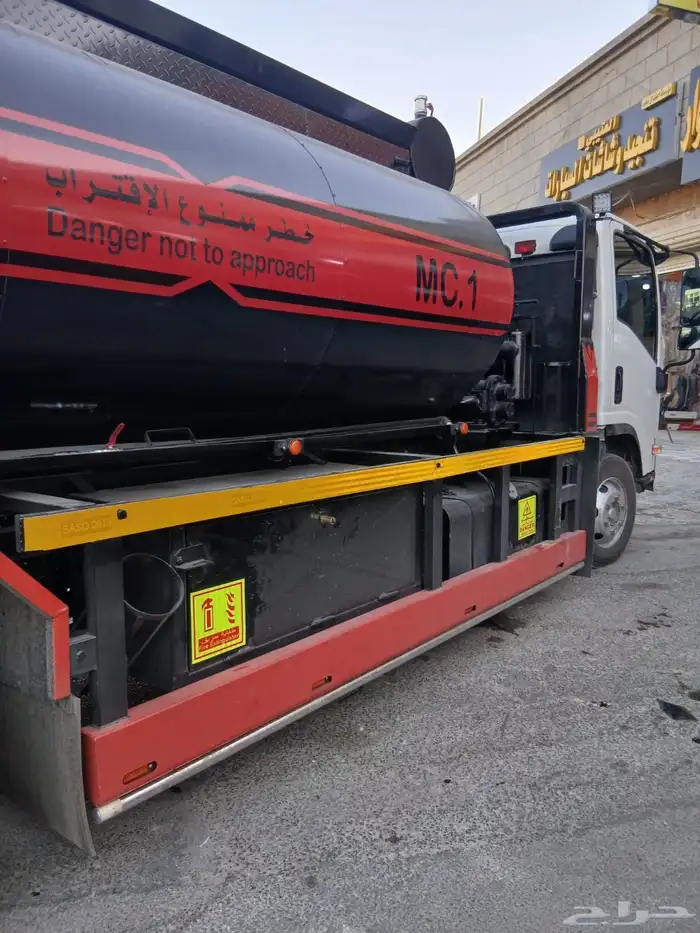 رش مادة الامسي ون والارسي تو اعمال اسفلت 10