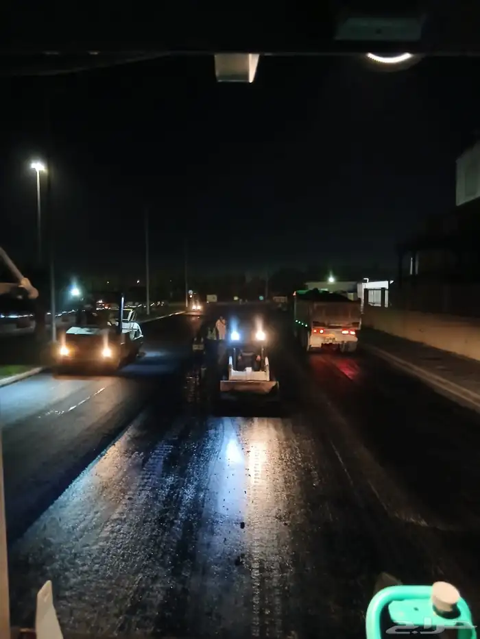 رش مادة الامسي ون والارسي تو اعمال اسفلت 3