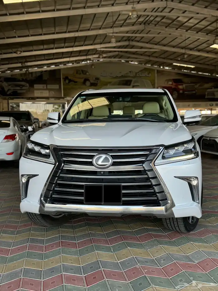 لكزس LX 570 2018 1