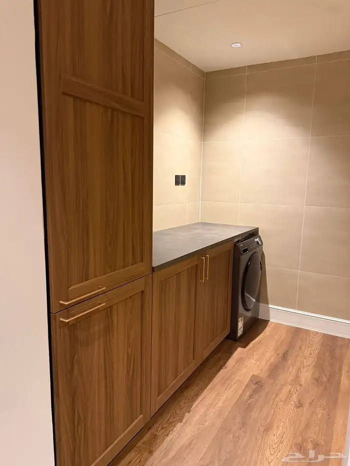 شقة مؤوثثه للبيع مدخل مستقل 8