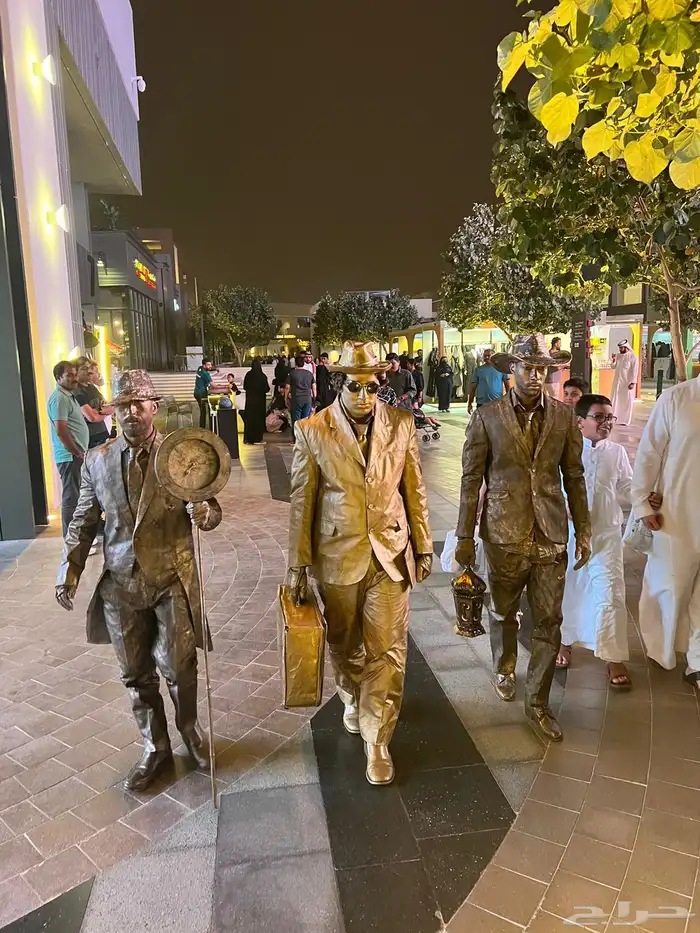 عروض التماثيل الحية 4