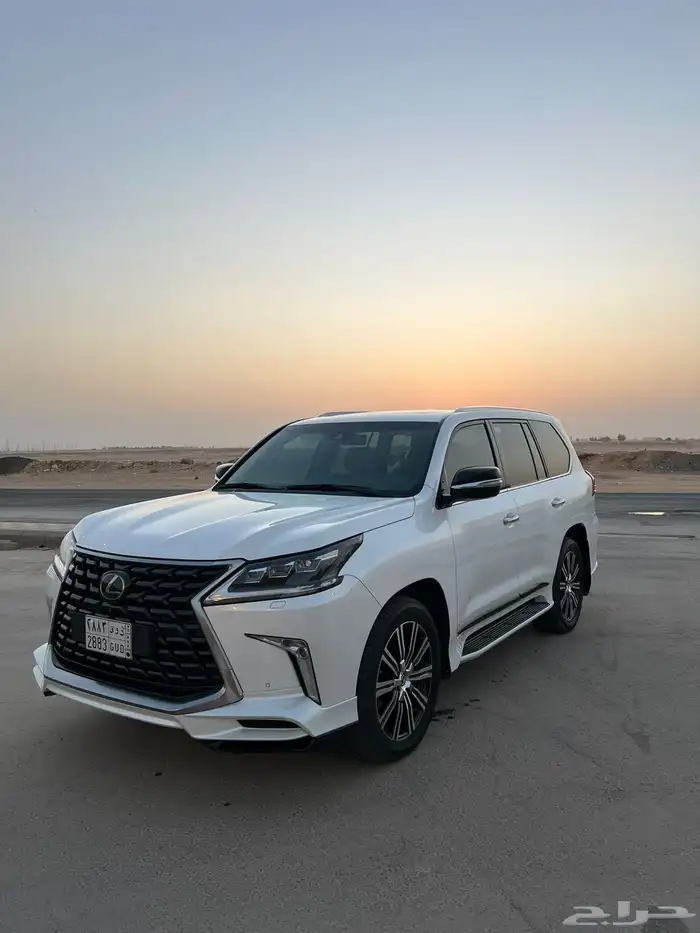 للبيع جيب لكزس 2021 سعودي نظيف ممشى 129 5