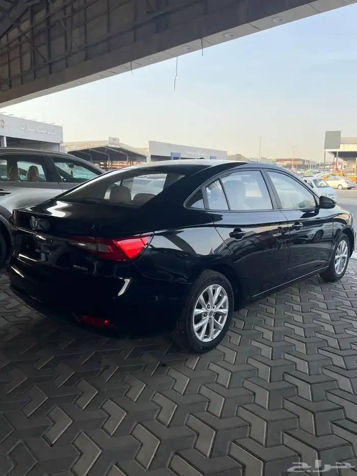 ام جي 5 2025 MG5 ستاندر ( اقل سعر ) بالنقد والتقسيط 3