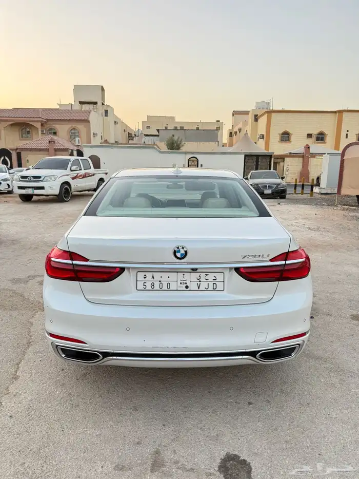 بي ام 2017 الفئه السابعه للبيع 7