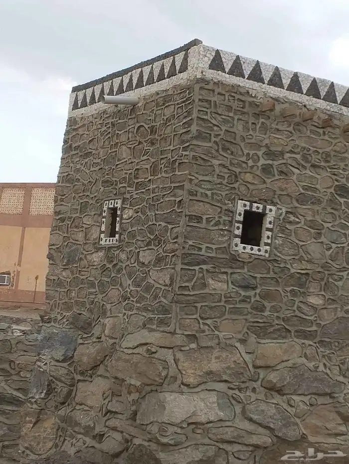 سواق بكلين وبنا حجر 1