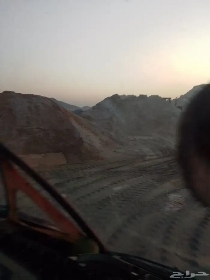 توريد جميع أنواع البطحه والاسمنت والعتب والبلك 8