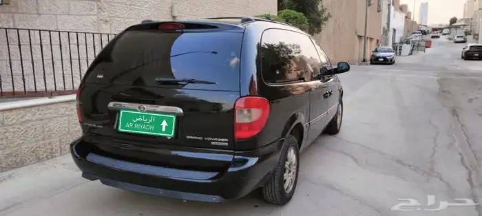 كرايسلر فان تاون 2005 3
