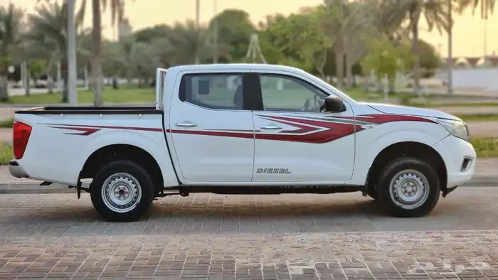 نيسان نيفارا2022دبل ديزلNEESAN NEVARA 2022 3