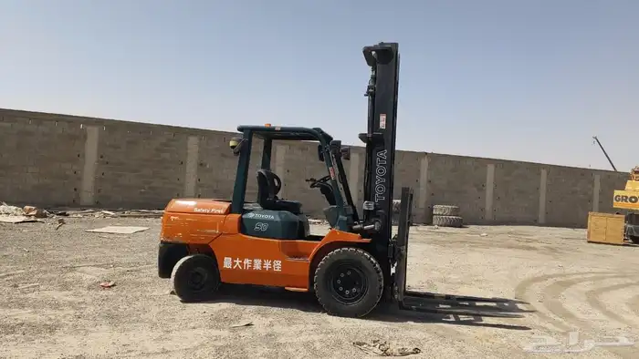للبيع رافعه شوكيه تايوتا خمسه 5 طن forklift 8